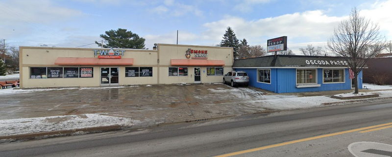 Gillmores Gifts of Distinction - 2023 Street View (newer photo)